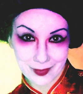Geisha Make-up Frisur