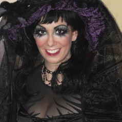 Schwarze Witwe Halloween Kostüm & Tutorial